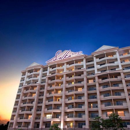Silka Johor Bahru Hotel Eksteriør billede