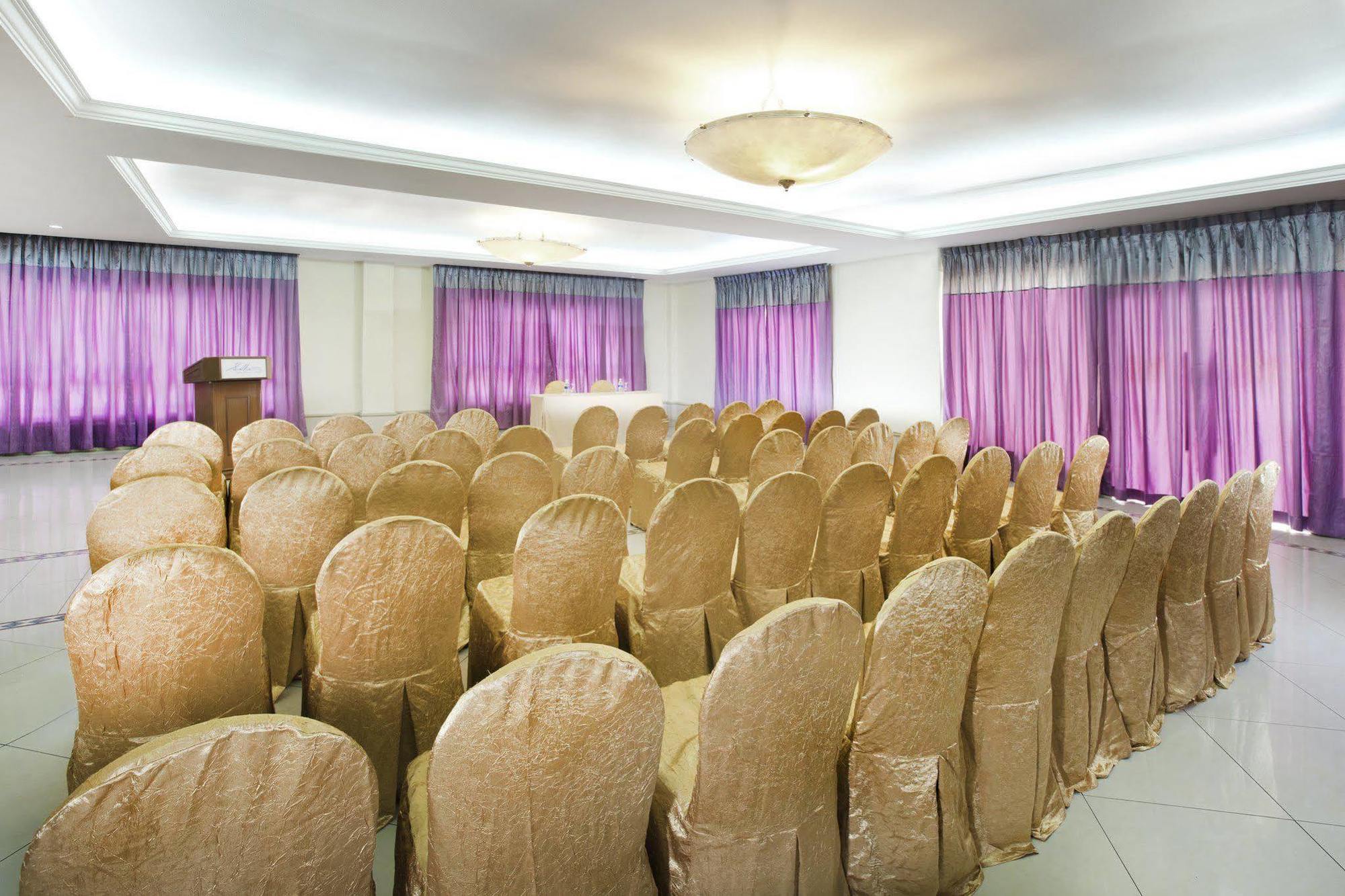 Silka Johor Bahru Hotel Eksteriør billede