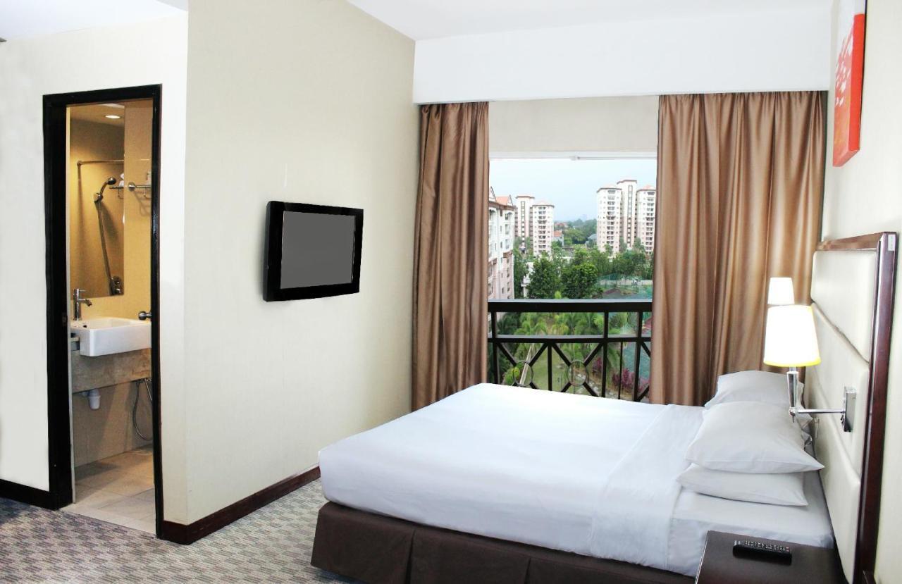 Silka Johor Bahru Hotel Eksteriør billede